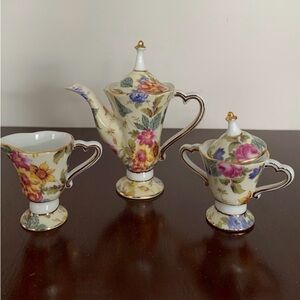 Vintage T-Limoges Miniature Tea Set